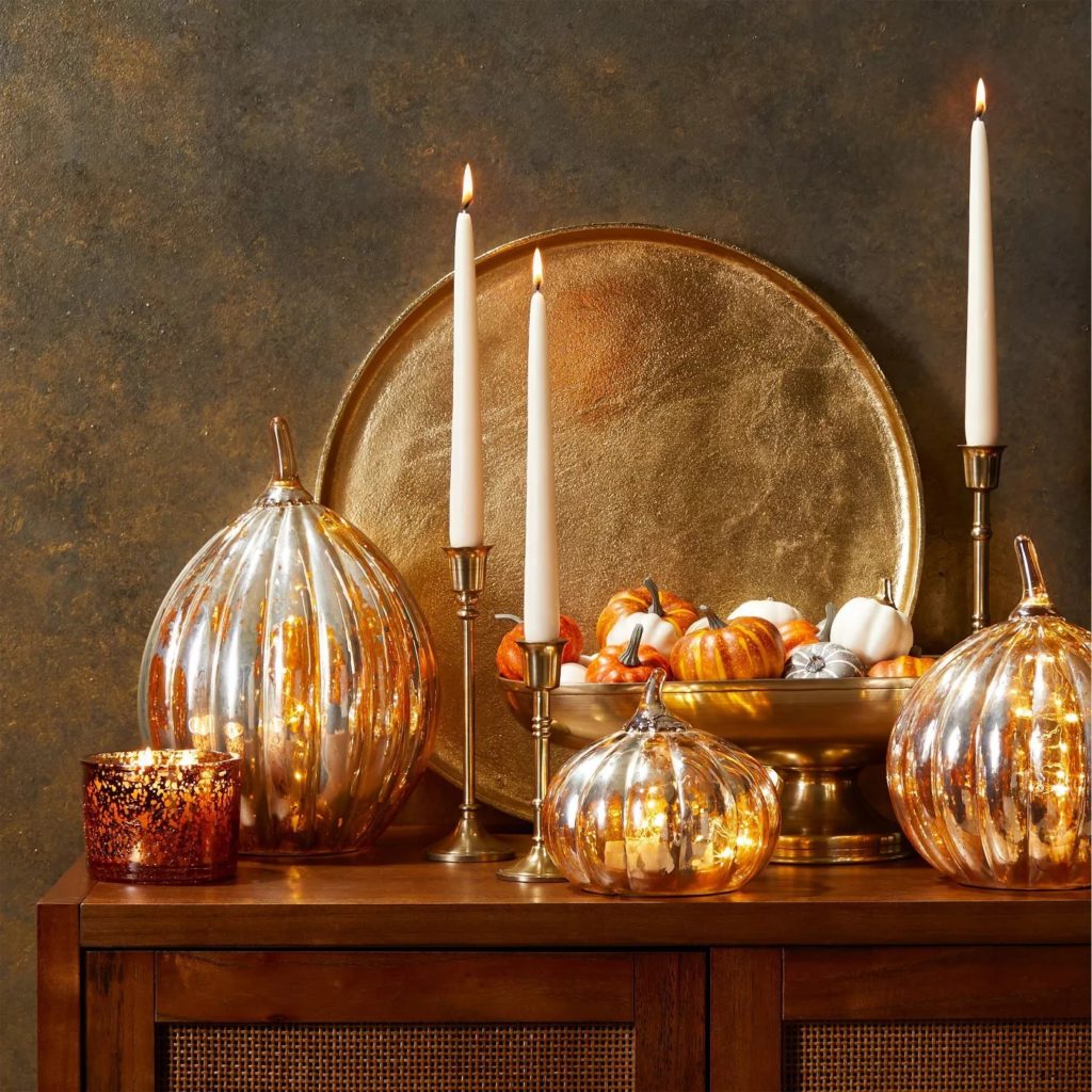 Qwil Home Decor Guide Halloween Apartment Decorating Ideas